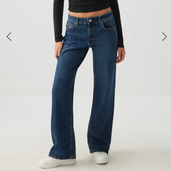 NWT! Straight Jambe jeans 👖 - Picture 1 of 5